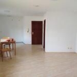 Großzügige Einzimmerwohnung vis a vis zum Bahnhof zu verkaufen